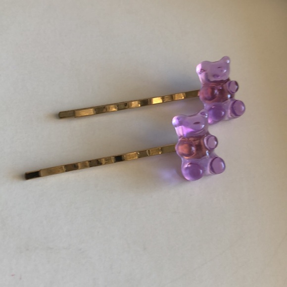 🥂 Host Pick 🥂 Set of 2 Gummy Bear Bobby Pins Purple - Picture 4 of 9